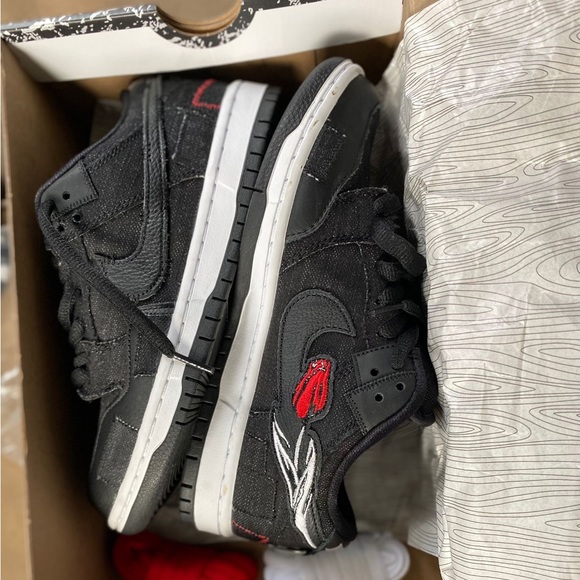 Nike SB Dunk Low Wasted Youth (DD8386-001) VNDS Size 5.5 | 7W - Picture 2 of 9